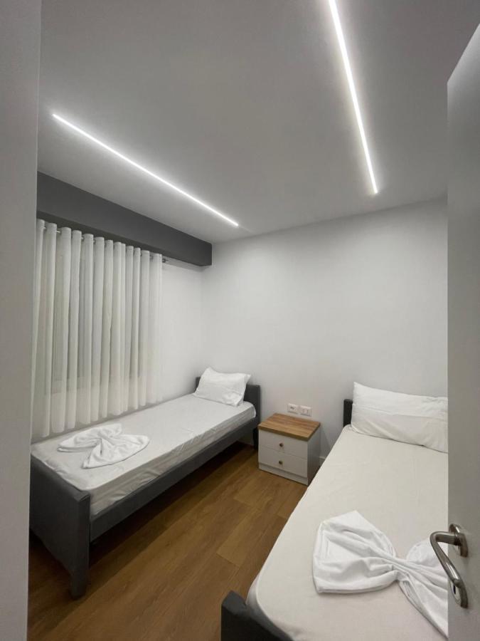 The Blue Pearl Apartment 2 Durres Ngoại thất bức ảnh