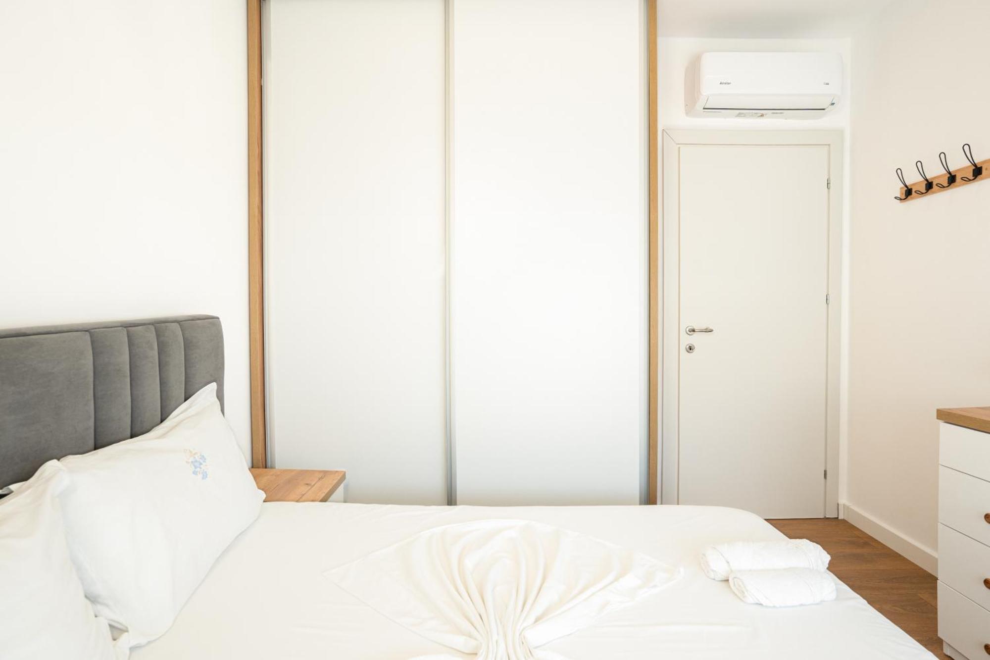 The Blue Pearl Apartment 2 Durres Ngoại thất bức ảnh